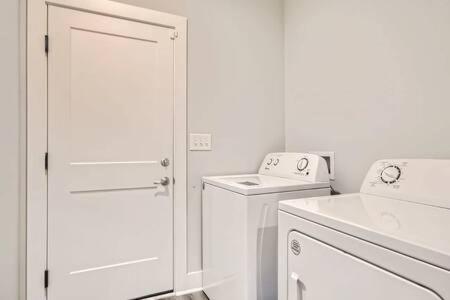 Вилла New Build 5 Min To Broadway Sleeps 10 Нэшвилл Экстерьер фото